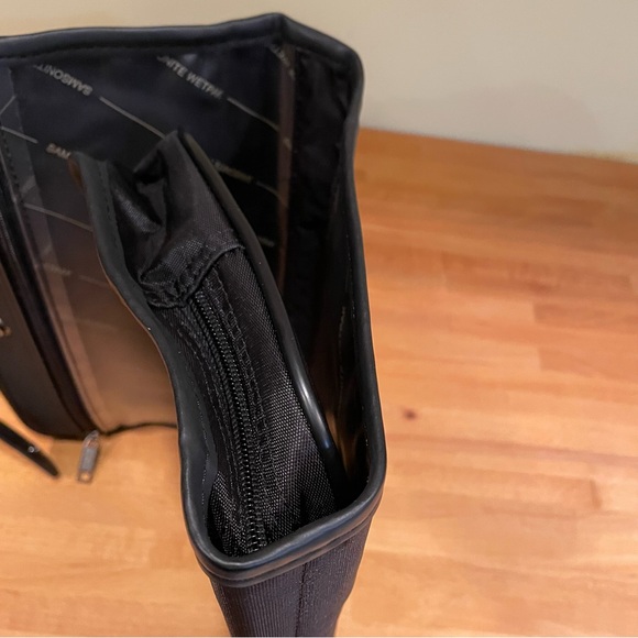 Hanging Folder Travel Kit by Samsonite - Picture 12 of 13